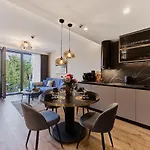 Golden Hour Apartments- Loft H 214 Appartement Świnoujście
