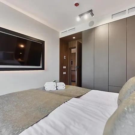 Appartement Golden Hour Apartments- Loft H 214 *