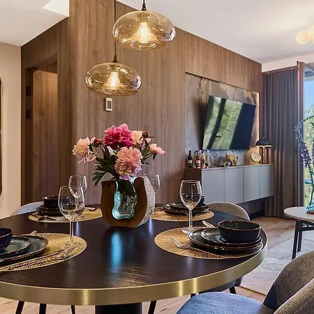 アパート Golden Hour Apartments- Loft H 214