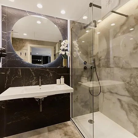 アパート Golden Hour Apartments- Loft H 214 *